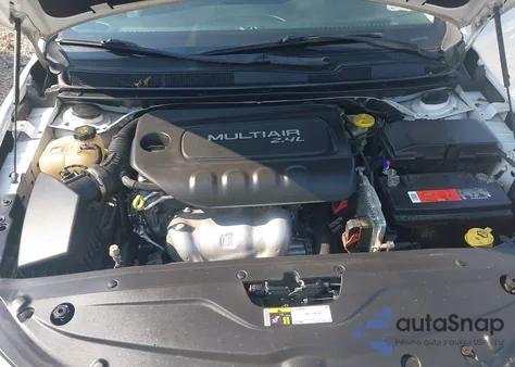 2015 Chrysler 200 Limited из США, поврежденный, VIN 1C3CCCAB5FN653834